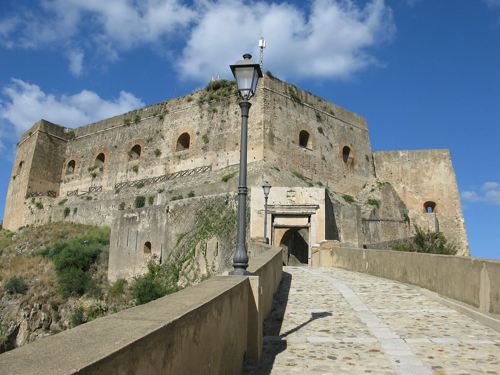 Entrance to Castello Ruffo di Scilla