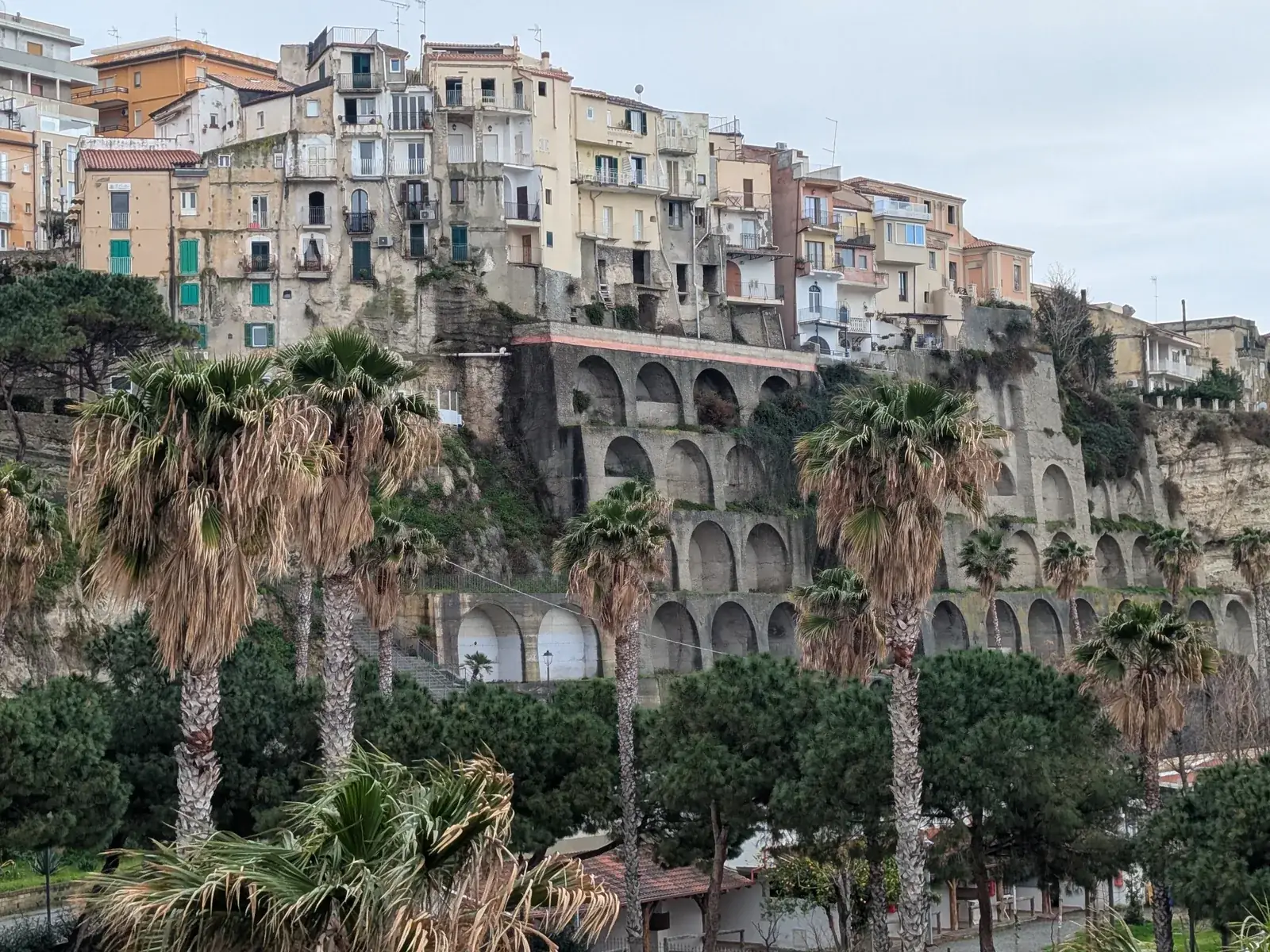 Tropea's houses on the cliff above the arcades